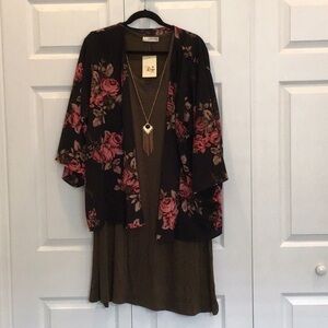 @ NWT 2-piece dress/jacket set - 3X (NECKLACE NOT INCLUDED)